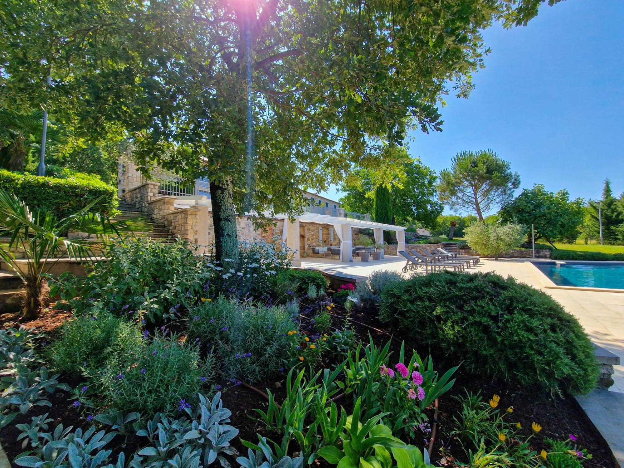 Stancija Ruseti Bed & Breakfast Oprtalj Exterior photo