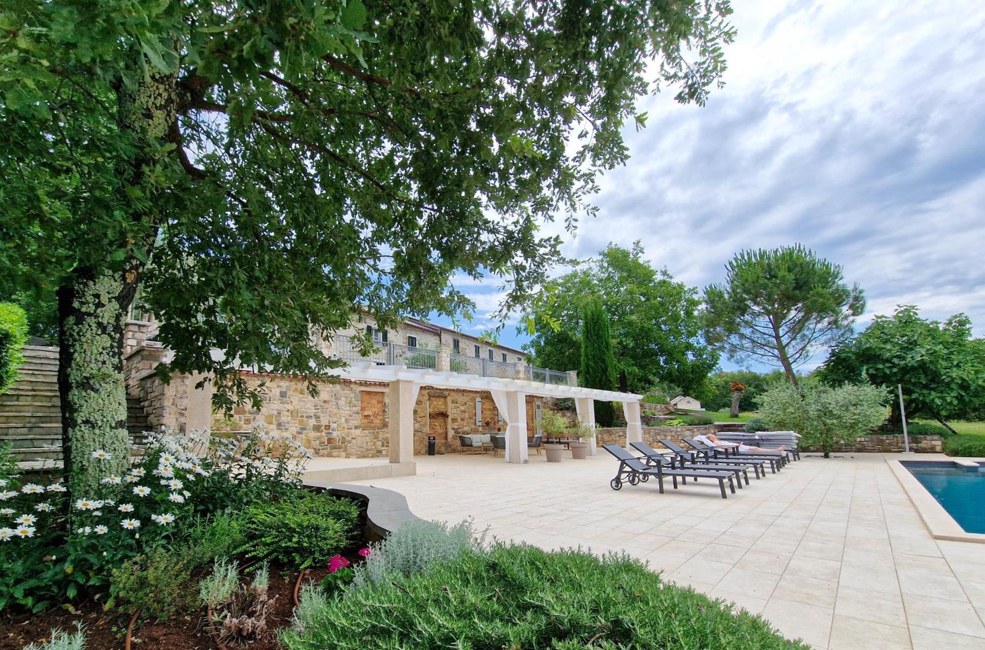 Stancija Ruseti Bed & Breakfast Oprtalj Exterior photo