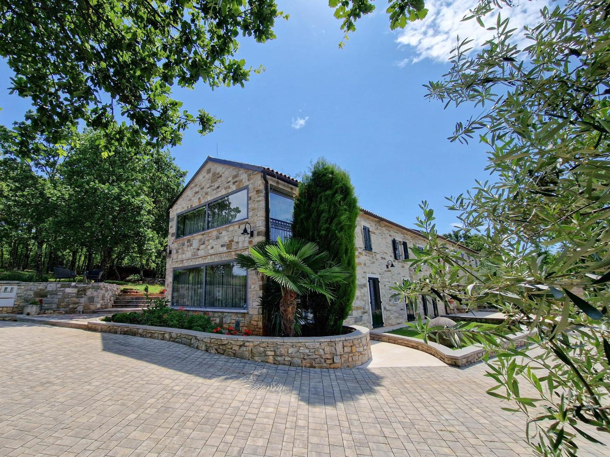 Stancija Ruseti Bed & Breakfast Oprtalj Exterior photo
