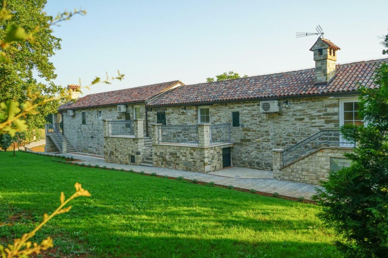 Stancija Ruseti Bed & Breakfast Oprtalj Exterior photo